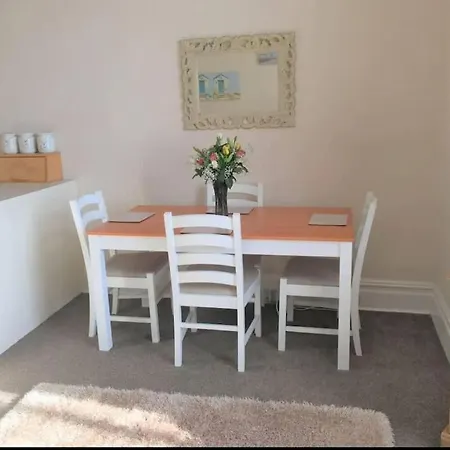 Spacious 1 Bedroom Apartment Near Seafront Penzance Exterior photo